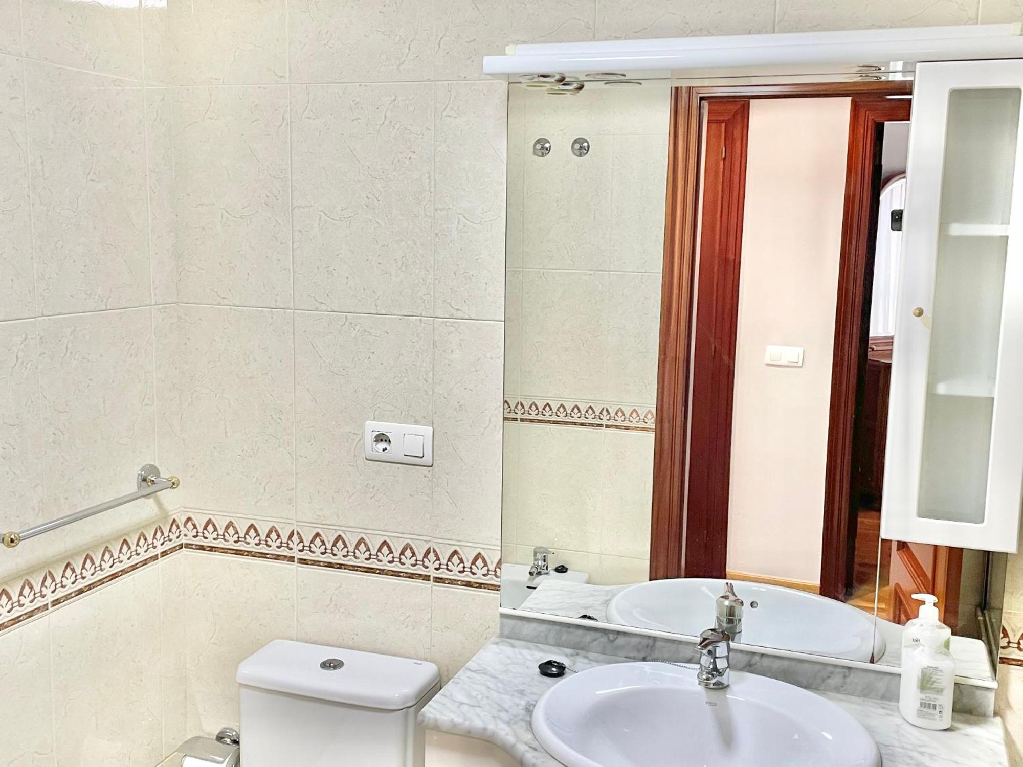 Apartmán Casa Lur Wifi Y Parking Privado Incluido Gijón Exteriér fotografie